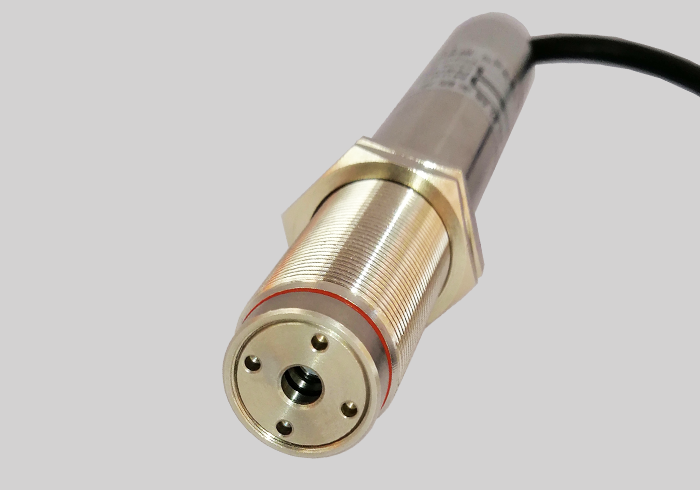 <b>PLUSFO-WB1100抗微波非接觸式在線式紅外線測溫儀</b>