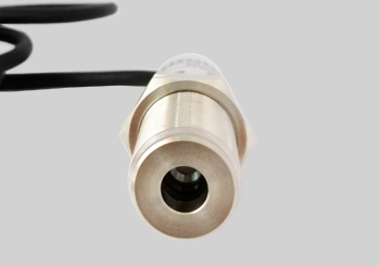 <b>PLUSFO-A1300C全隔離非接觸式在線式紅外測溫儀</b>